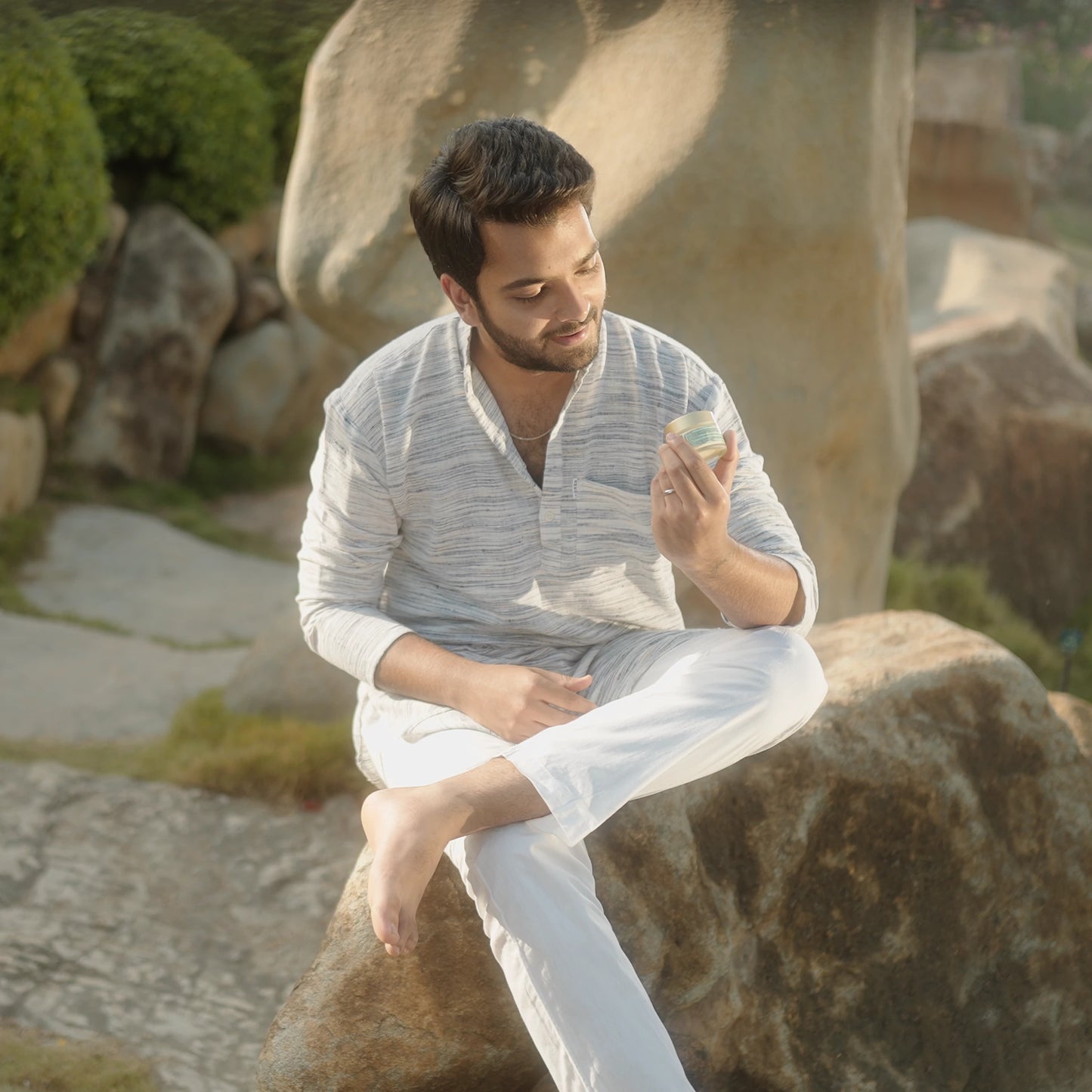 Minty Soles: Shea Butter, Aloe Vera, Peppermint, Nettle, Coconut, Turmeric, Neem & Ginger Salve: Magical Foot Healer