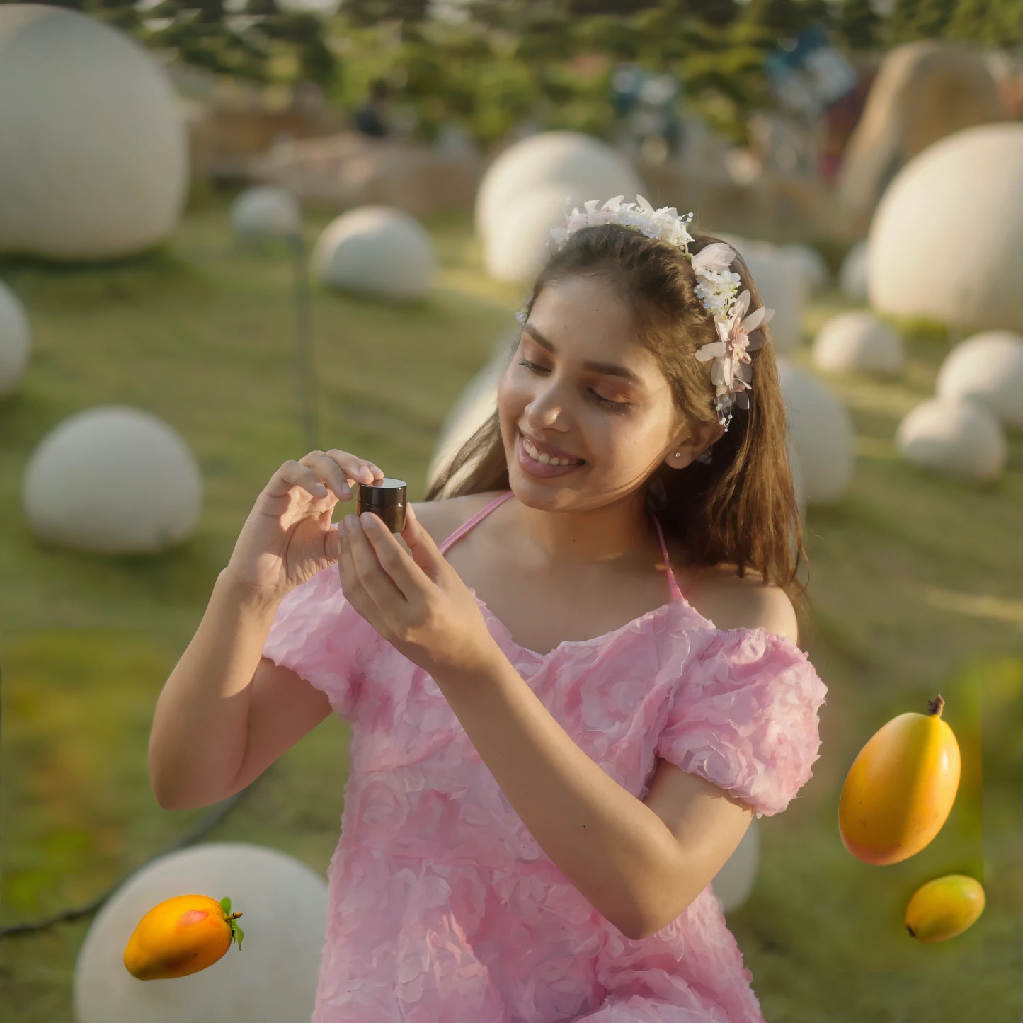 Mango Pout: Mango Butter, Saffron, Shea Butter, Vanilla & Almond Oil