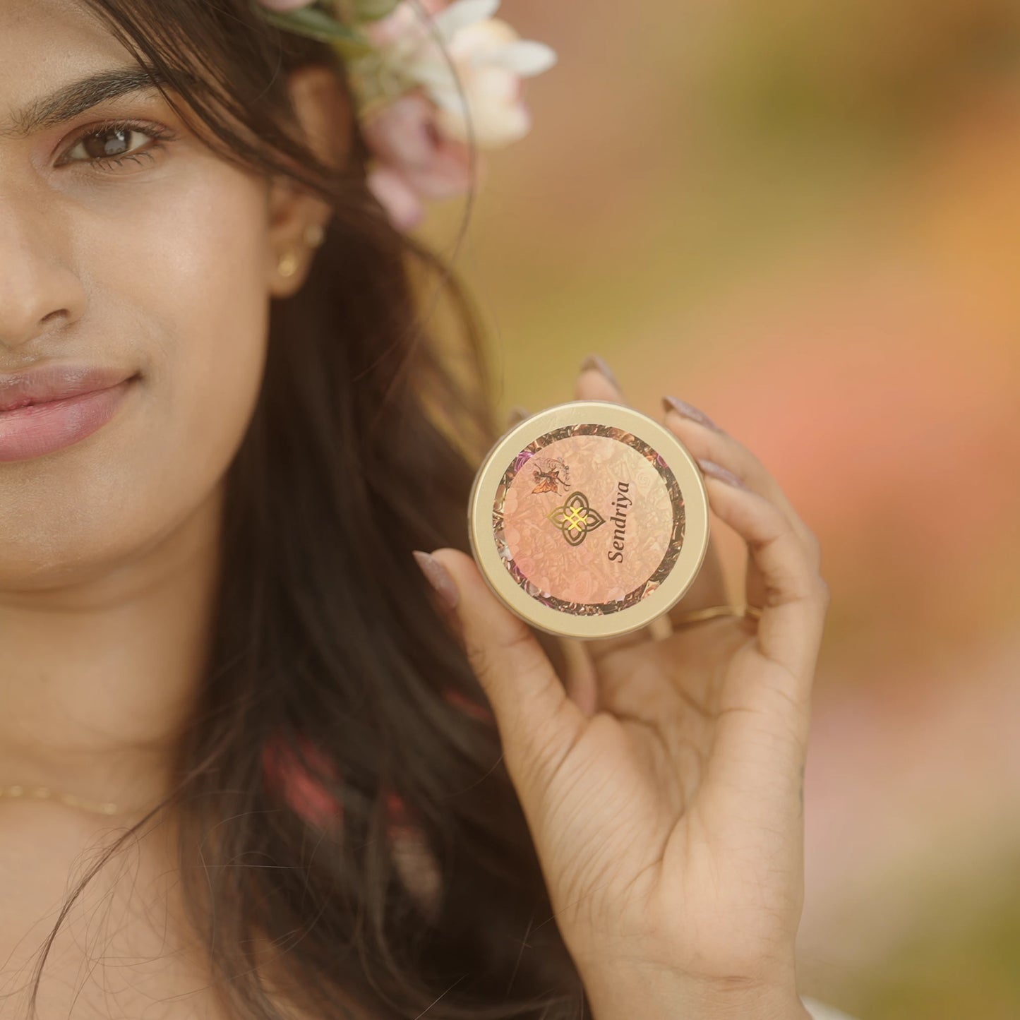 Saffron Petal Pixie : Saffron, Shea Butter, Sandalwood, Rose, Almond, Kumkumadi & Aloe Vera Whip : Nourish & Illuminate